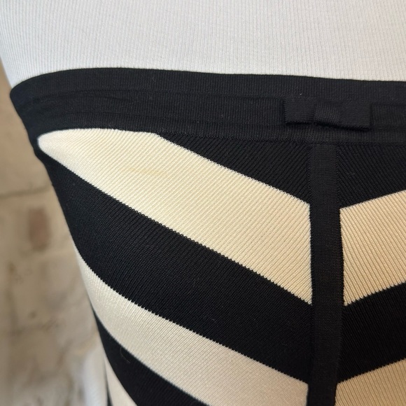 Artisan Midnight Black Silk Blend Top - Picture 4 of 5